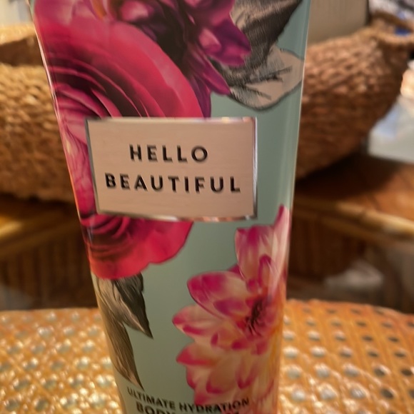 Bath & Body Works Body Cream - Picture 3 of 4